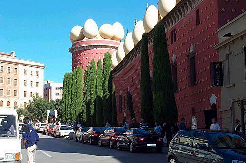 Das Dali-Museum in Figueres